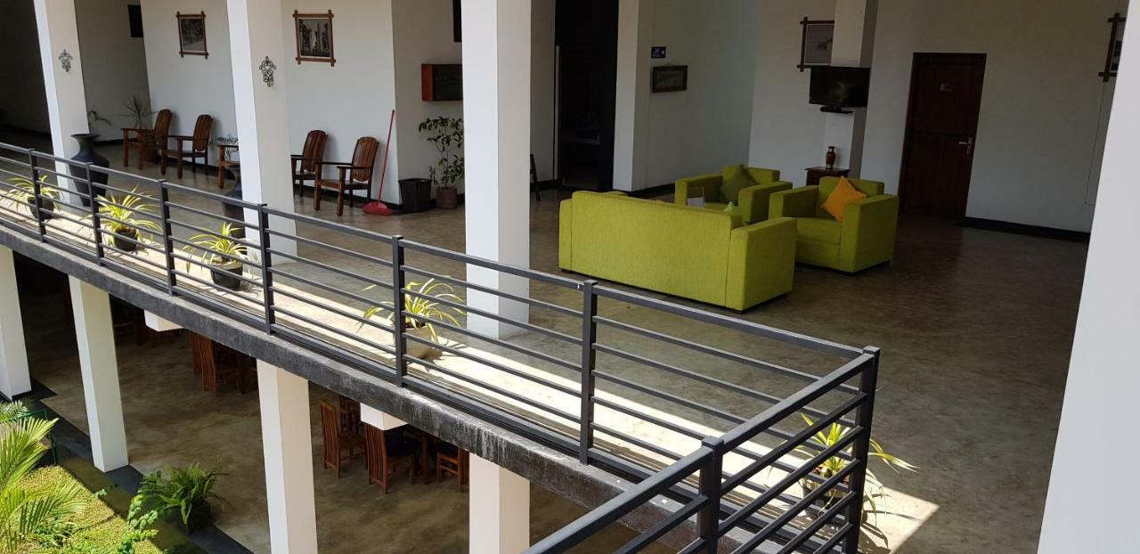 Lavish Resort - Sigirya Sigiriya Exterior photo